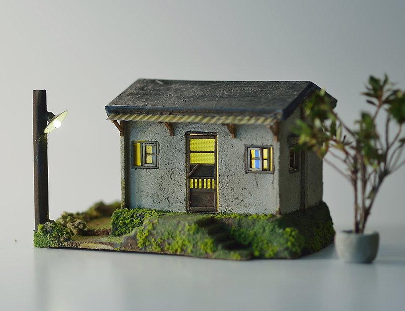 水泥老屋創作--金瓜石黑屋頂小屋 - 擺飾/家飾品 - 水泥 咖啡色