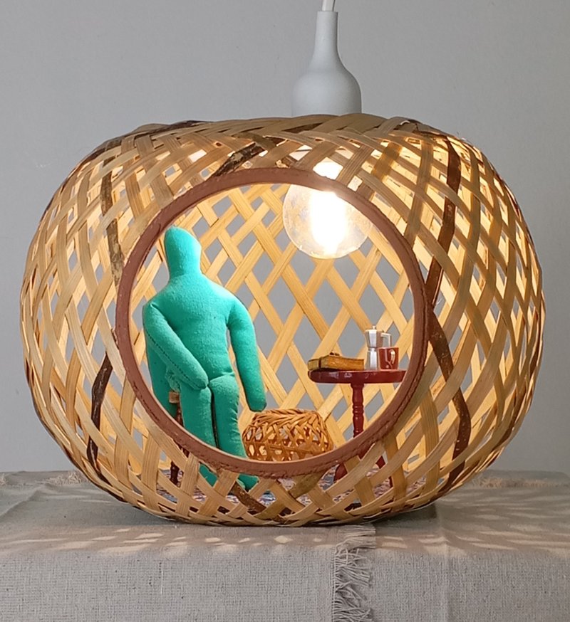 Lamp Angel, the Sphere and His Golden-Turquoise Notebook - 燈具/燈飾 - 竹 卡其色