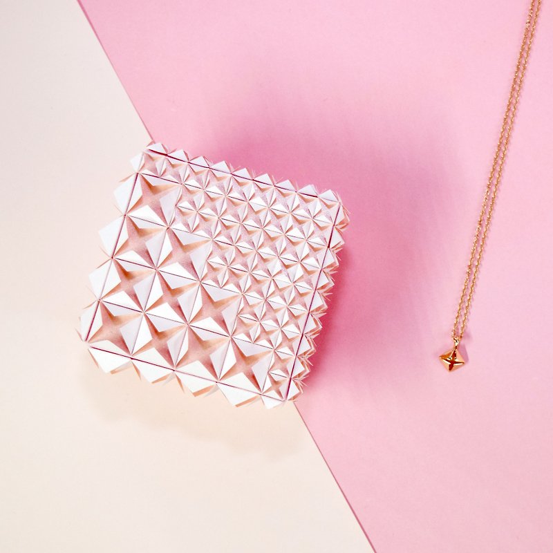 精緻手工摺紙藝術粉紅珍珠白色鑽石首飾盒 - 其他 - 紙 粉紅色