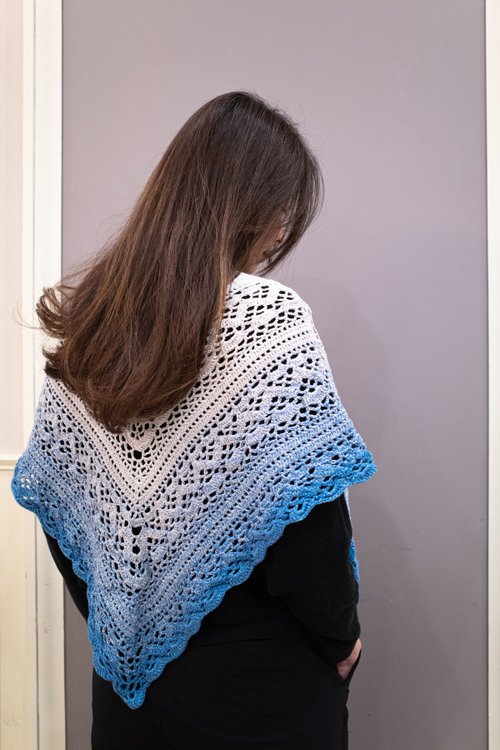 バレエショール　三角ショール　洗濯可　年中使用可能　手編み　グラデーション糸 ショール 三角ショール バレエショール コットン 手編み【ピンク