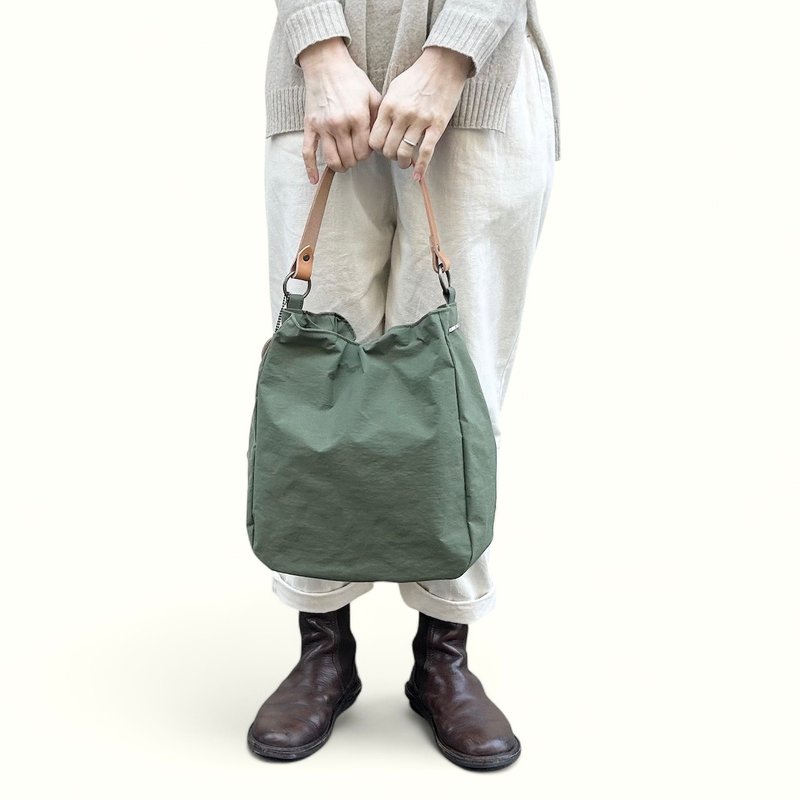 BALON Olive KONBU Water-repellent nylon semi-shoulder bag Made to order - Messenger Bags & Sling Bags - Nylon Green