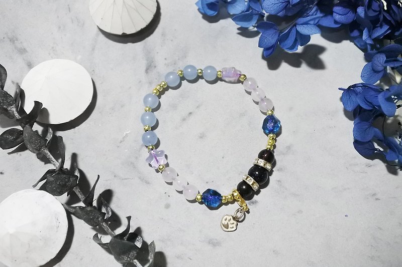 Promise under the night sky – natural crystal bracelet - สร้อยข้อมือ - คริสตัล สีน้ำเงิน