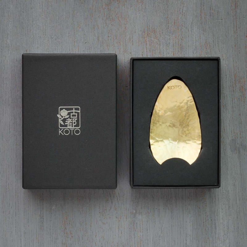 真鍮の茶さじ- Tea Scoop - KOTO TEA - 刀叉/湯匙/餐具組 - 銅/黃銅 金色