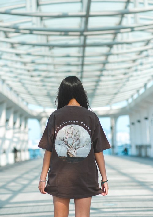 UNG STORE 奀記 象足漆樹T-shirt