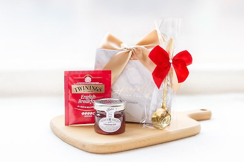 幸福朵朵 婚禮小物 花束禮物 簡約精緻小禮袋-唐寧茶包+英國果醬+玫瑰湯匙(金色緞帶+白大理石)
