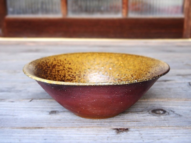 Bizen Bowl d1-024 - จานเล็ก - ดินเผา สีนำ้ตาล