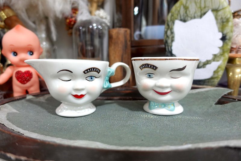美國中古董90年代立體陶瓷笑臉娃娃奶壺咖啡店家居擺設茶杯咖啡杯 - 咖啡杯 - 陶 白色