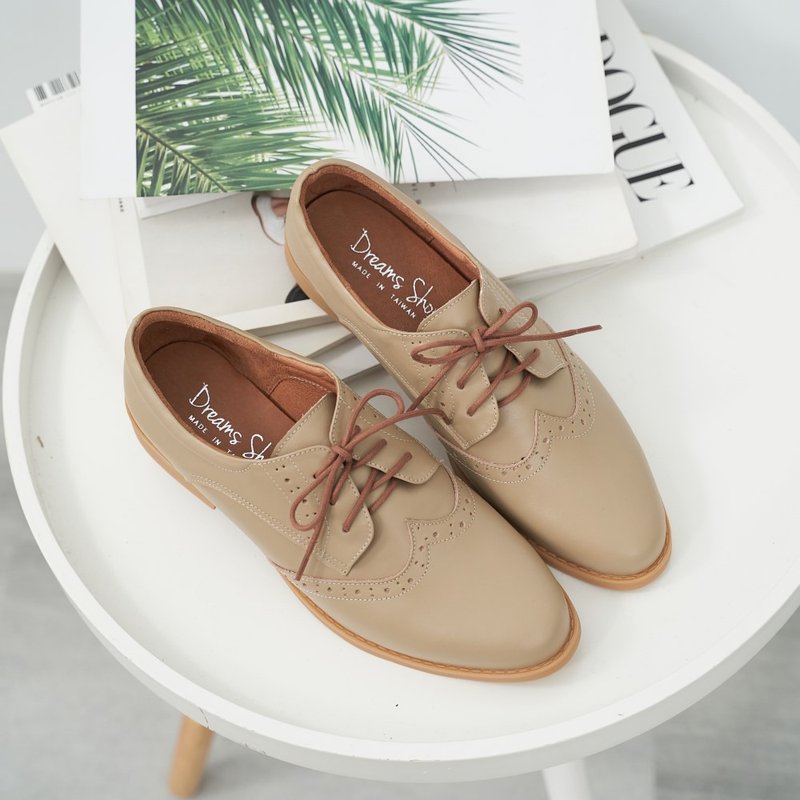 Sofa back pillow_replica carved flat derby shoes camel color - รองเท้าหนังผู้หญิง - หนังแท้ สีกากี