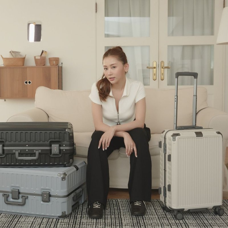 Gift Travel Set [ANDES] 24-inch Lumiere Luxury Aluminum Frame Top-Spec Silent Wheel Luggage - กระเป๋าเดินทาง/ผ้าคลุม - พลาสติก หลากหลายสี