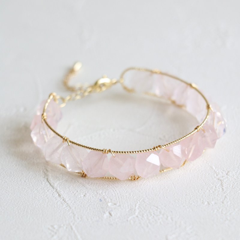 Rose quartz wire wrapped bracelet - gold plated bracelet - สร้อยข้อมือ - เครื่องเพชรพลอย สึชมพู