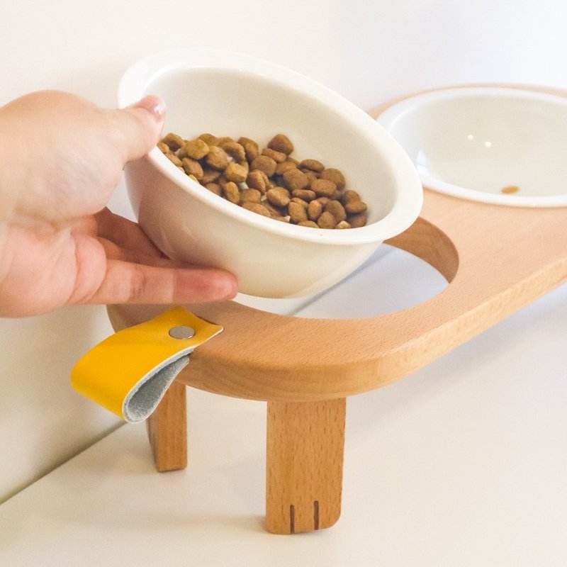 【猫の食卓】ペット用食器台 無垢材 猫 犬 ペットボウル 原木 新築祝い ペット 猫好き - 食器 - 木製 ブラウン