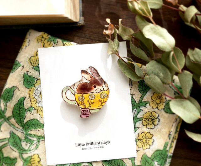 Teacup Rabbit brooch うさぎティーカップブローチ 2023年干支 - Shop