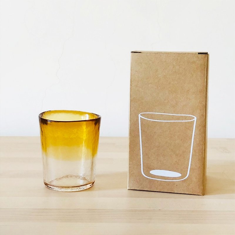 Feel Straight Cup - Amber 180ml - Mugs - Glass Orange