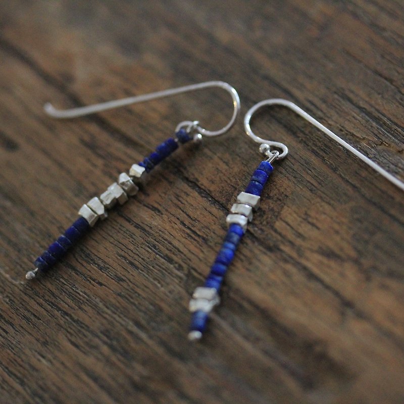 Lapis Lazuli and silver sugar cube beads asymmetrical earrings (E0161) - Earrings & Clip-ons - Stone Blue