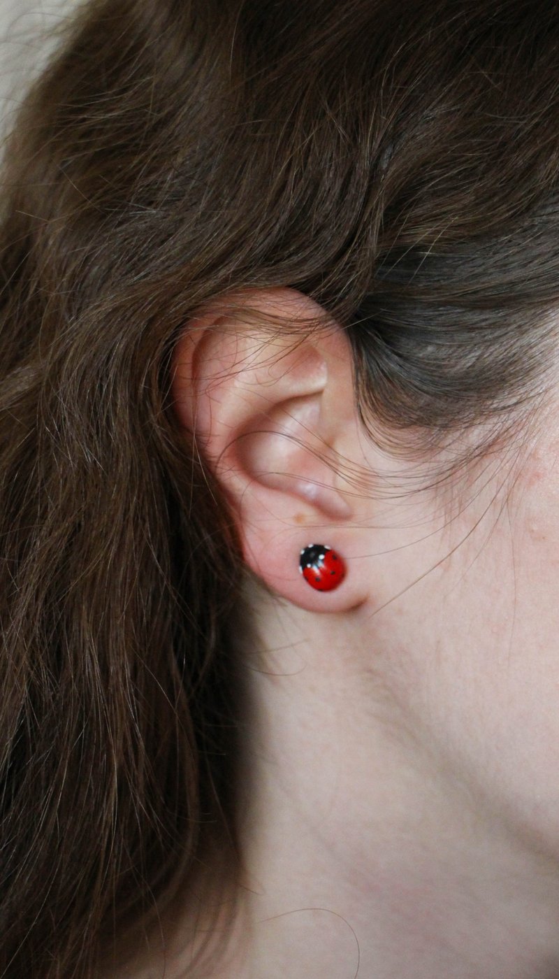 Ladybug Earrings Summer earrings - 耳環/耳夾/耳骨夾 - 黏土 紅色