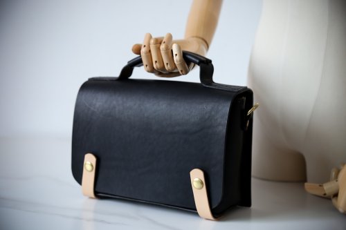 Tangent faction] The most cinematic horizontal doctor bag - Shop TANGENT  LINEAR Briefcases & Doctor Bags - Pinkoi