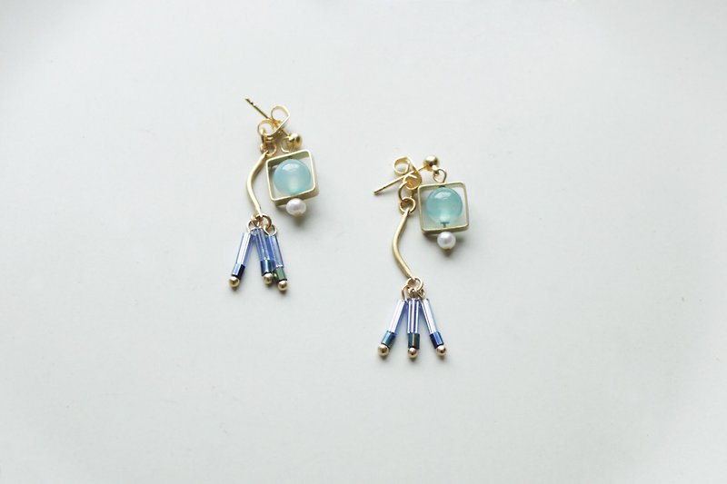 Peacock | Earrings - Onyx - ต่างหู - โลหะ สีน้ำเงิน