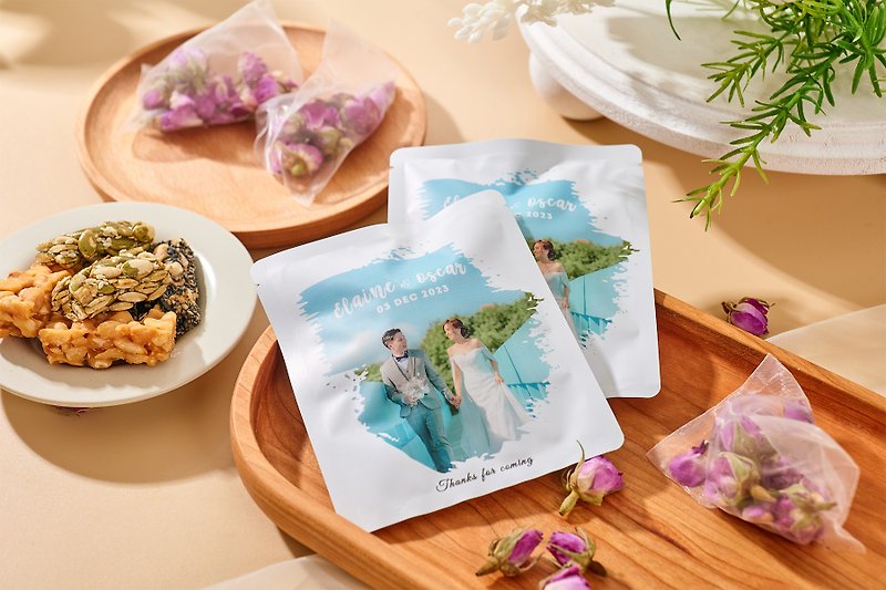 Return gift, portrait, photo, picture, customized floral tea bag, snack bag can be customized - เค้กและของหวาน - วัสดุอื่นๆ สึชมพู