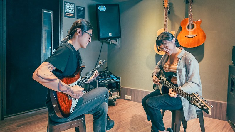 Electric guitar experience course│One-to-one teaching│Try your skills and become a master - Other - Other Materials 