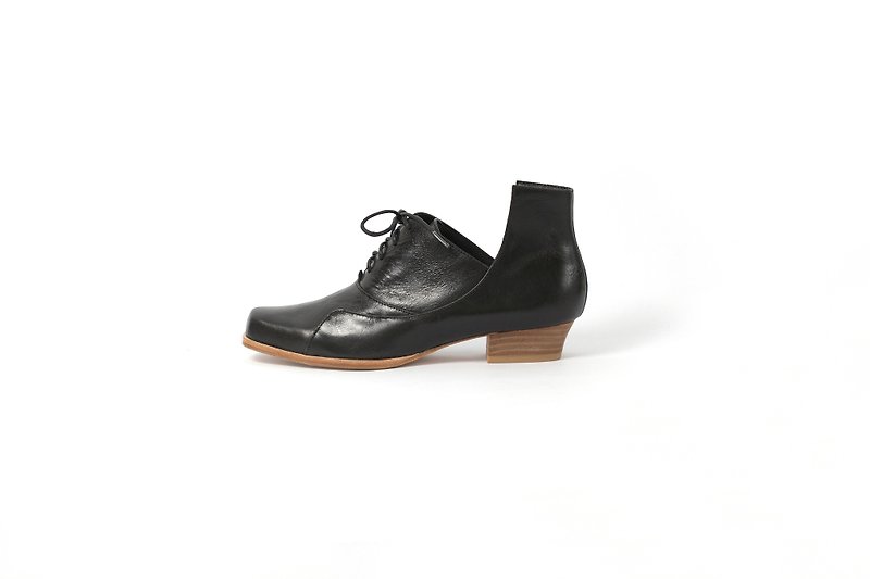 ZOODY / Canyon / handmade shoes / beveled flat shoes / black - รองเท้าบูทสั้นผู้หญิง - หนังแท้ สีดำ