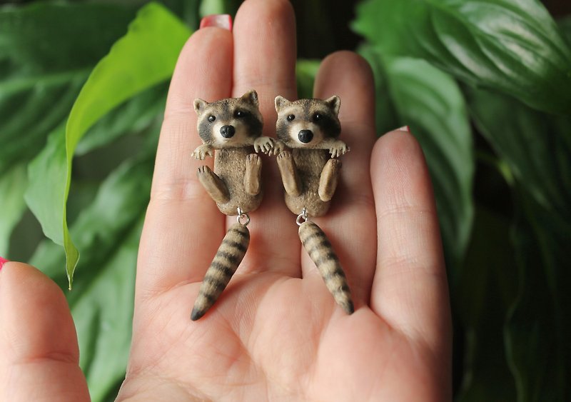 Raccoon Earrrings handmade polymer clay earrings - Earrings & Clip-ons - Other Materials 