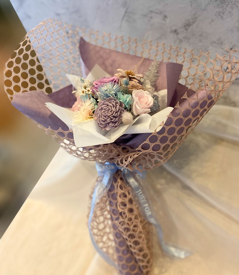 永生玫瑰花束 情人節花束 韓式花束 客製化禮物 - 乾花/永生花 - 植物．花 紫色
