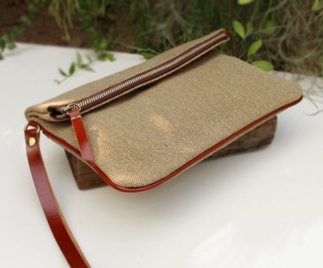 Canvas clutch clearance