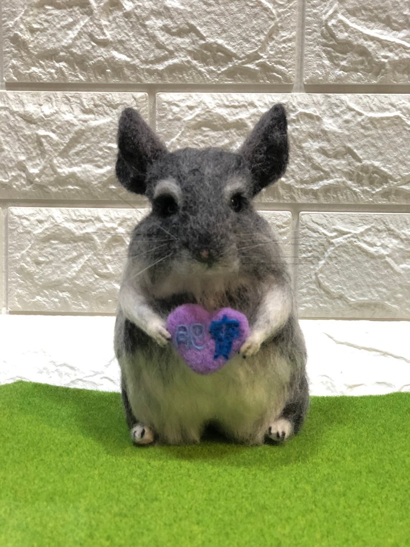 Wool felt realistic pet chinchilla - ของวางตกแต่ง - ขนแกะ 