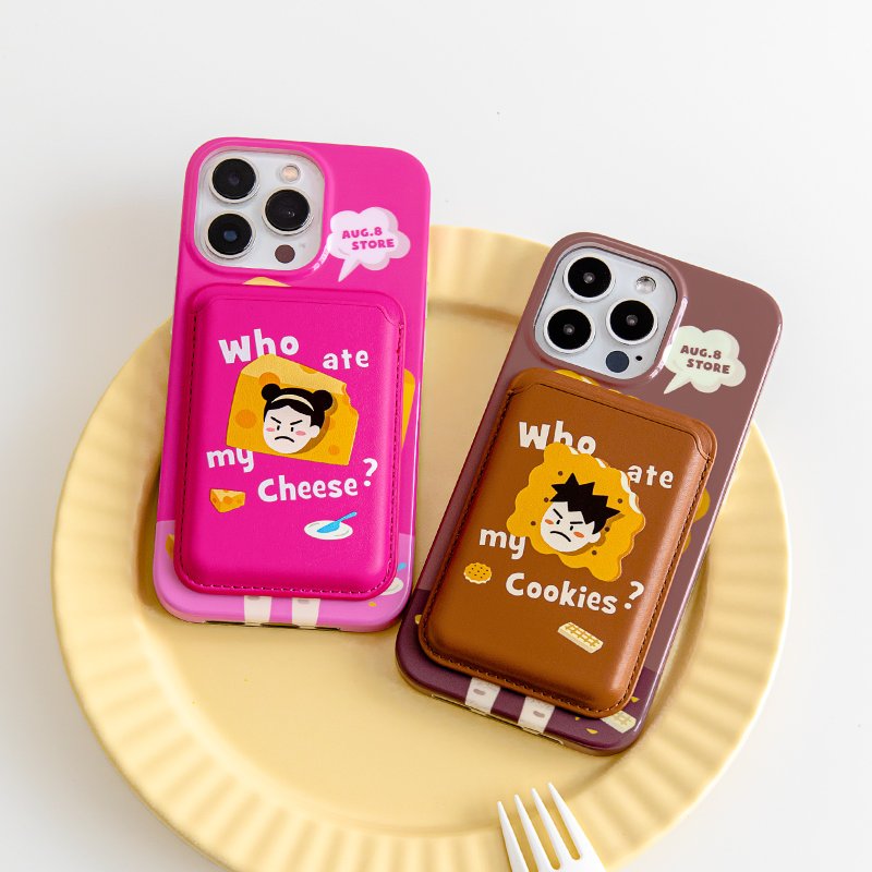 AUG8 STORE 憤怒小孩情侶磁吸卡包iPhone - 手機配件 - 人造皮革 