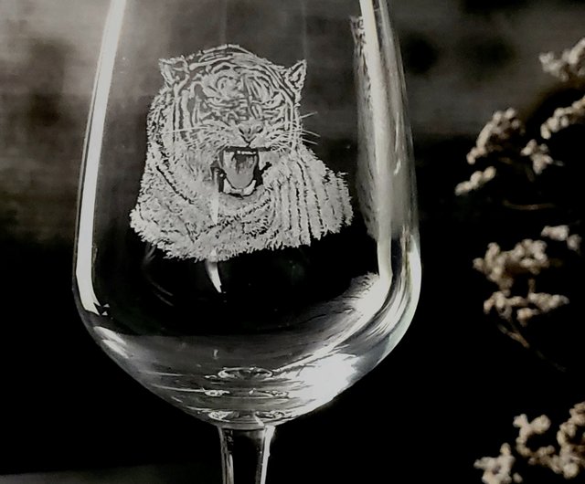 Personalized Laser-Etched Insulated Travel Wine Tumbler w/ Mighty Tiger  Graphic