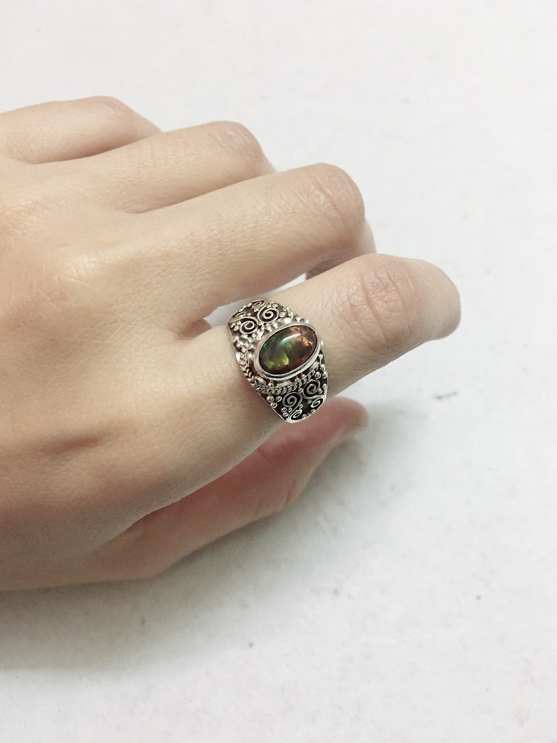 Black Opal Ring Made in Nepal 92.5% Silver - แหวนทั่วไป - เครื่องประดับพลอย 