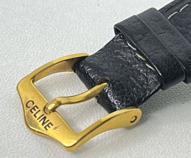 【超希少】CELINE Vintage gold bracelet　銀座店限定 CELINE Logo Charm Bracelet Gold Vintage idkj6v – VintageShop