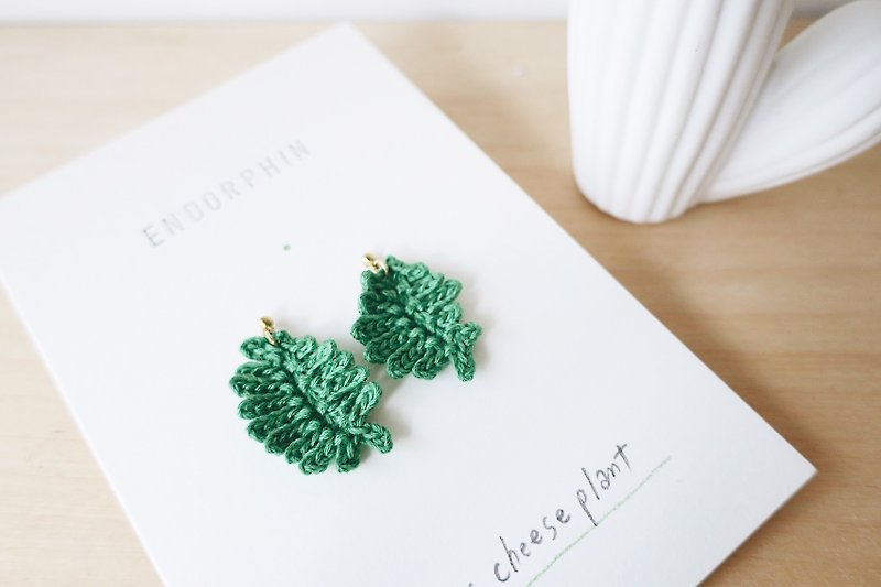 【Endorphin】 Embroidery thread plant earrings - Earrings & Clip-ons - Cotton & Hemp Green