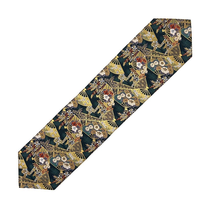 A stylish table runner rug with a Japanese pattern made from Kyoto Nishijin-ori fabric. - Other - Polyester Multicolor