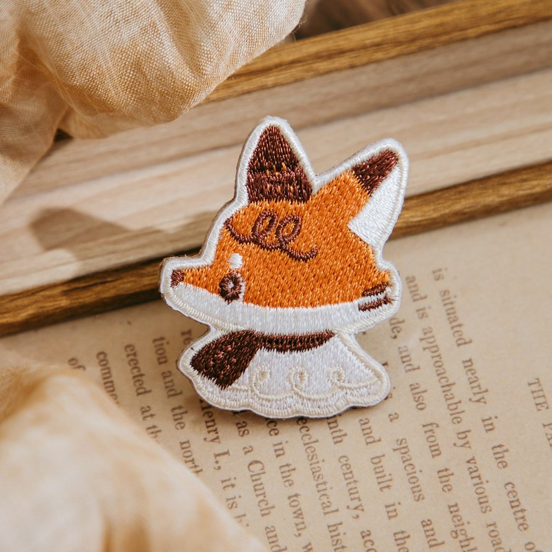 刺繡別針-小狐狸 - 徽章/別針 - 繡線 橘色