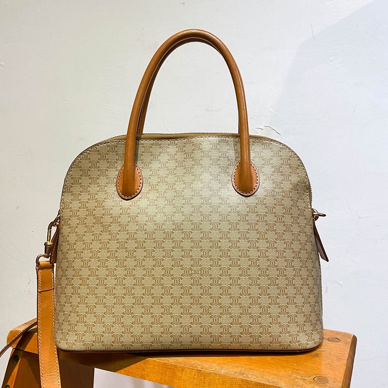 Second-hand bag Celine Celine │ White Presbyopia │ Crossbody Bag │ Shoulder Bag │ Side Backpack │ Vintage Bag - กระเป๋าแมสเซนเจอร์ - หนังแท้ สีนำ้ตาล