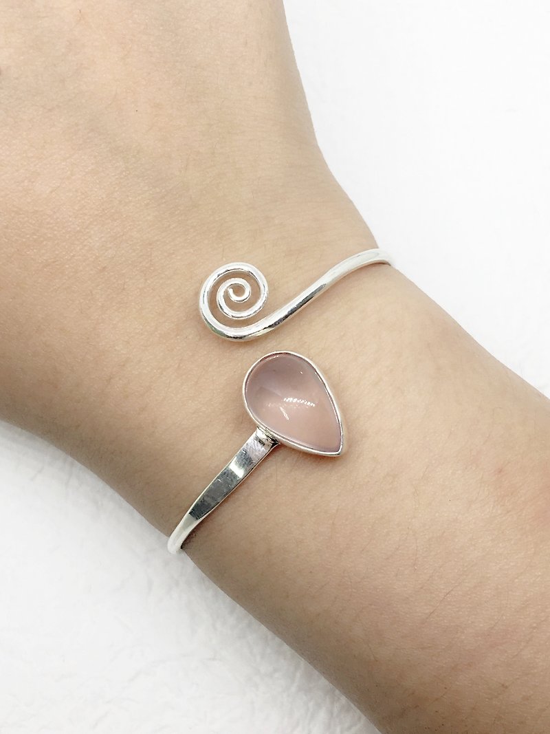 粉水晶925純銀水滴曲線設計手環手鐲 尼泊爾手工鑲嵌製作 - 手鍊/手環 - 寶石 粉紅色