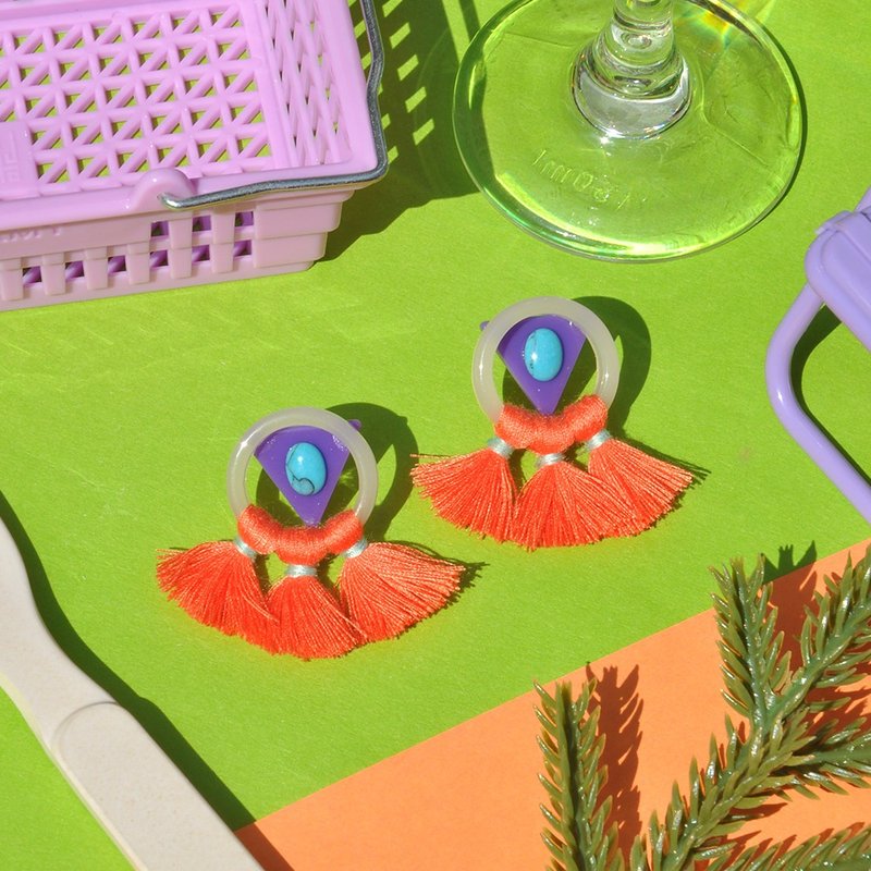 鏤空撞色流蘇耳環/ 壓克力耳環 - 耳環/耳夾/耳骨夾 - 壓克力 