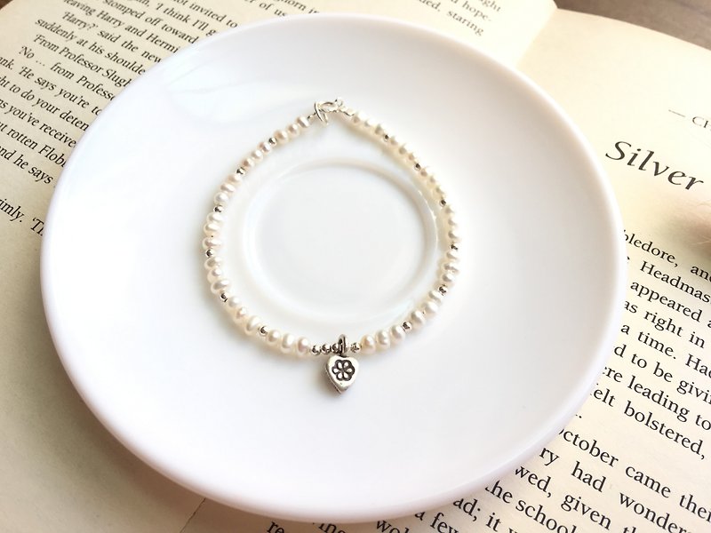 Ops Pearl silver bracelet- 小珍珠/極簡/純銀/限定/手鍊 - 手鍊/手環 - 寶石 白色
