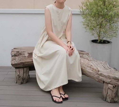 韓国商品/EUNOIA sleeveless moss dress moss shirring vest ¥30,800- #eunoia #유노이아 #ユノイア