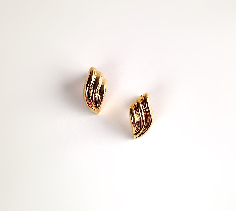 [ 古小品 ] 復古 金色 雙翅 • 耳環 - 耳環/耳夾 - 其他金屬 金色