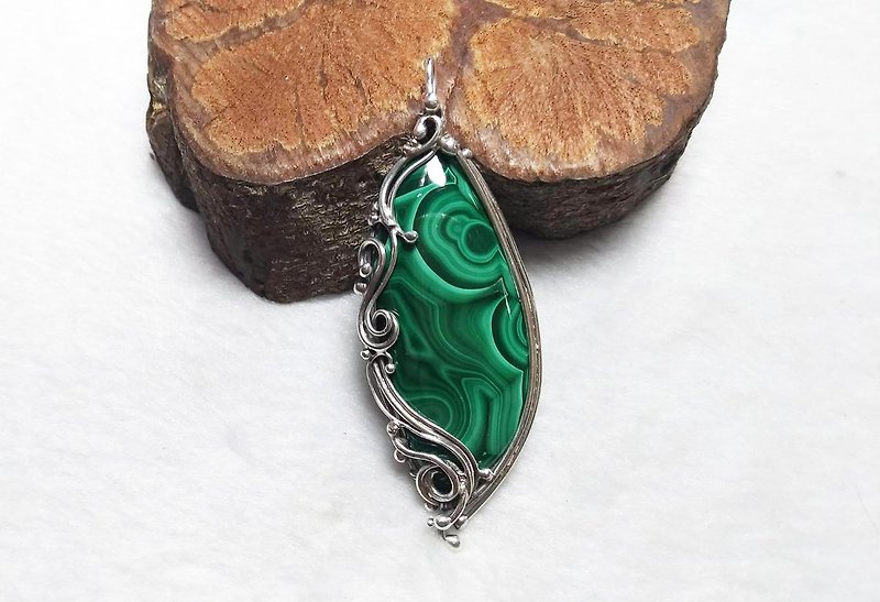 <sterling silver series> malachite design pendant - Necklaces - Gemstone Green