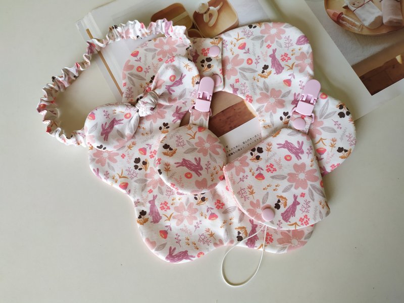 [Shipping within 5 days] Full Moon Gift Box Sakura Bunny Baby Bib Baby Hairband Peace Charm - Baby Gift Sets - Cotton & Hemp Pink