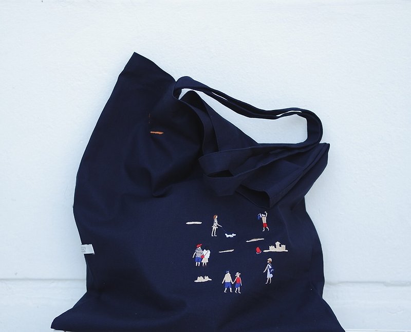Tote Bag : Summer Beach (Navy) - กระเป๋าแมสเซนเจอร์ - ผ้าฝ้าย/ผ้าลินิน สีน้ำเงิน