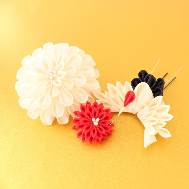 Soranokagami kanzashi crane hair ornament - เครื่องประดับผม - ผ้าไหม ขาว