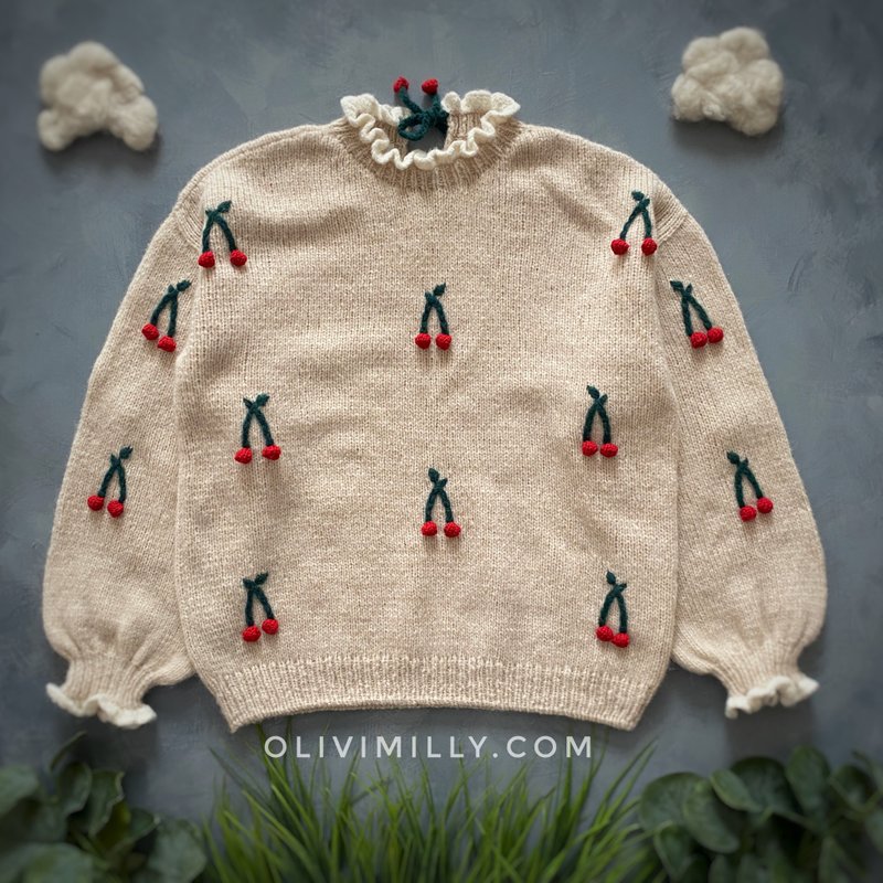 Cherries Adult pullover, hand knitted pullover with embrodery - สเวตเตอร์ผู้หญิง - ขนแกะ สีทอง