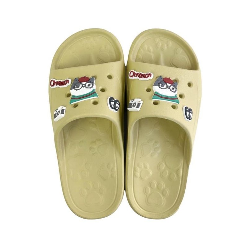 Kusuguru Japan 洞洞鞋 輕量防水雲朵厚底拖鞋 附鞋扣-折耳貓黃色 - 室內拖鞋 - 防水材質 黃色