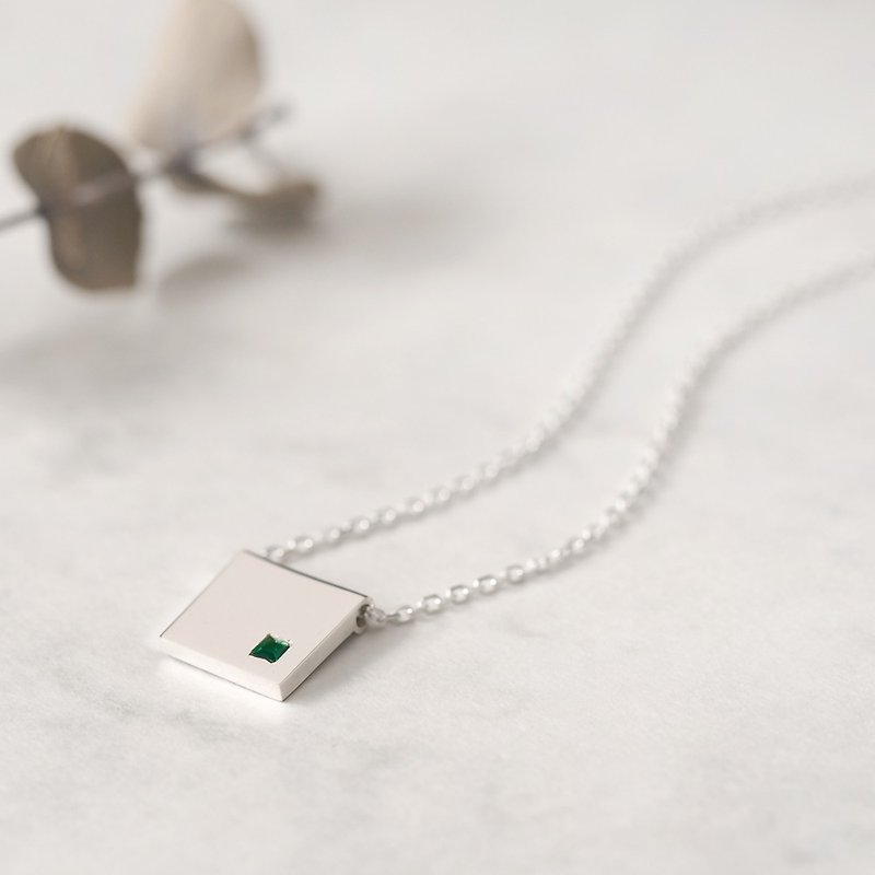 Emerald square emerald square necklace Silver 925 - สร้อยคอ - โลหะ สีเขียว