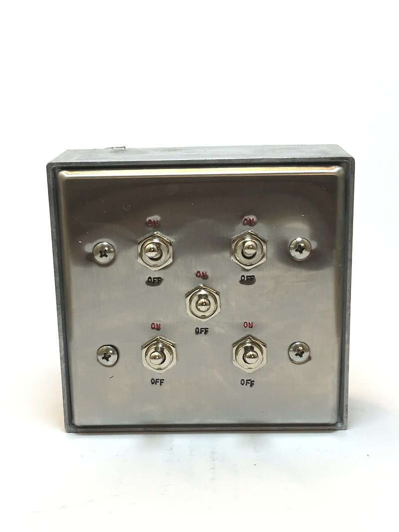 Edison-industry retro industrial wind LOFT industrial switch five dimensions (steel seal series) - โคมไฟ - โลหะ สีเงิน