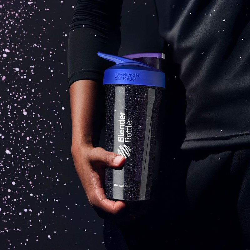 【BlenderBottle】Strada Tritan Safety Lock Shaker Bottle 28oz/828ml - กระติกน้ำ - พลาสติก 